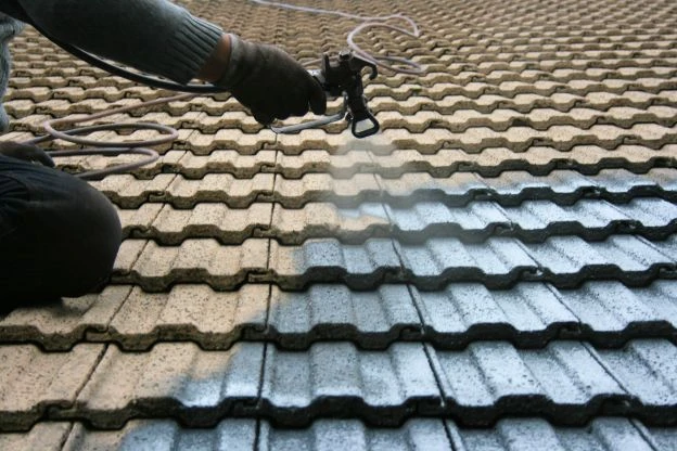 roof coating application